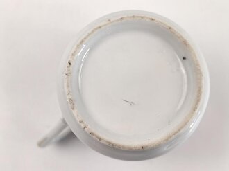 1.Weltkrieg, Porzellantasse mit Motiv "General Feldmarschall von Hindenburg" Höhe knapp 7cm