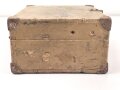 Kasten für Strichplattenbeleuchtung Wehrmacht, späte Ausführung, die frühen sind aus Blech . Originallack, ungereinigtes Stück