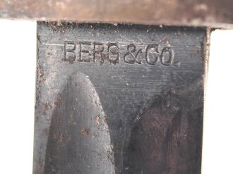 Seitengewehr M84/98 für k98 der Wehrmacht. Nummerngleiches Stück Berg & Co 1940. Im zugehörigen Koppelschuh, ungereinigter Dachbodenfund