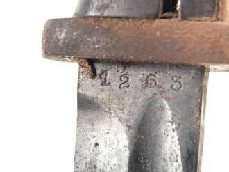 Seitengewehr M84/98 für k98 der Wehrmacht. Nummerngleiches Stück Berg & Co 1940. Im zugehörigen Koppelschuh, ungereinigter Dachbodenfund