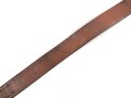 Zweidornkoppel für Offiziere der Wehrmacht. Braunes Leder, Höhe 5cm, Gesamtlänge 118cm