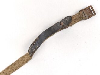 Tornisterriemen Wehrmacht in Tropenausführung, Leder angetrocknet , ungereinigt