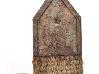 Tornisterriemen Wehrmacht in Tropenausführung, Leder angetrocknet , ungereinigt