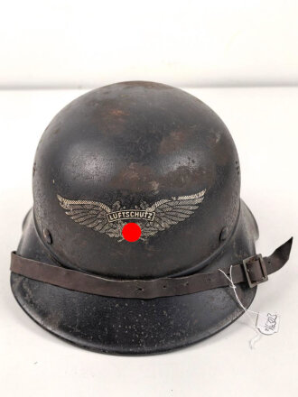 Stahlhelm Luftschutz. In allen Teilen originales Stück, ungereinigt
