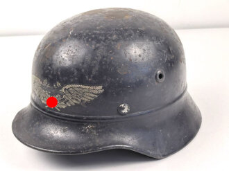 Stahlhelm Luftschutz. In allen Teilen originales Stück, ungereinigt, Der Schriftgzug " Luftschutz" entfernt