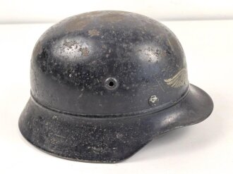 Stahlhelm Luftschutz. In allen Teilen originales Stück, ungereinigt, Der Schriftgzug " Luftschutz" entfernt