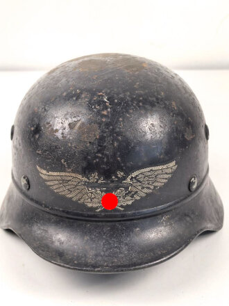 Stahlhelm Luftschutz. In allen Teilen originales Stück, ungereinigt, Der Schriftgzug " Luftschutz" entfernt