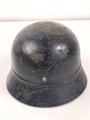 Stahlhelm Luftschutz. In allen Teilen originales Stück, ungereinigt, Der Schriftgzug " Luftschutz" entfernt