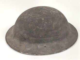 Großbritannien, Stahlhelm in gutem Gesamtzustand,...