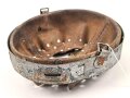 Innenfutter für einen Stahlhelm Modell 1940 oder 42 der Wehrmacht. Getragenes Stück, Kopfgrösse 56, datiert 1943