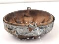 Innenfutter für einen Stahlhelm Modell 1940 oder 42 der Wehrmacht. Getragenes Stück, Kopfgrösse 56, datiert 1943