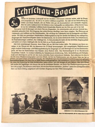 III.Reich, Lehrschau Bogen Nr. 5 " Luftwaffe greift an" Guter Zustand, Maße 42 x 61cm