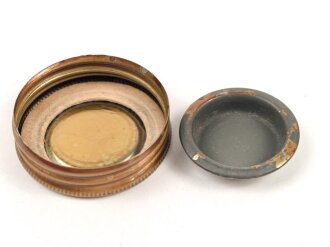 Oberer und unterer Deckel für einen Gasmaskenfilter Wehrmacht