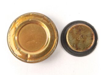 Oberer und unterer Deckel für einen Gasmaskenfilter Wehrmacht