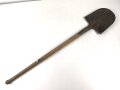 Langer Pionier- oder Fahrzeugspaten Wehrmacht. Gebraucht, datiert 1937, ungereinigt