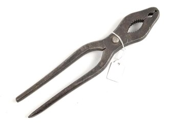 Spezialzange Wehrmacht, Kammerstück "B.130". Gesamtlänge etwa 21cm