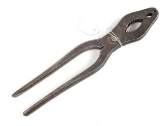 Spezialzange Wehrmacht, Kammerstück "B.130". Gesamtlänge etwa 21cm