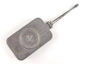 Ölspritzkanne Wehrmacht, gehört u.a. in den...