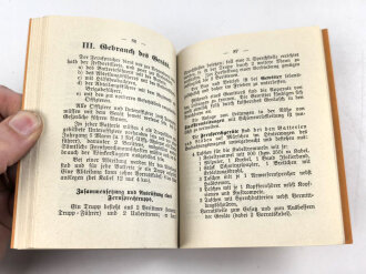 "Geschützexerzieren, Munitionsersatz, Fernsprecher, Richtkreis" datiert 1914, 115 Seiten, DIN A6
