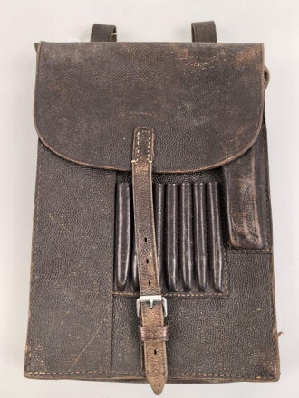 Kartentasche Luftwaffe. Schokoladenbraunes Leder, ungereinigtes Kammerstück einer Fliegerhorstkommandantur, datiert 1938