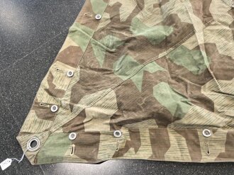 Zeltbahn 31 Wehrmacht. Getragenes Stück mit Farbflecken