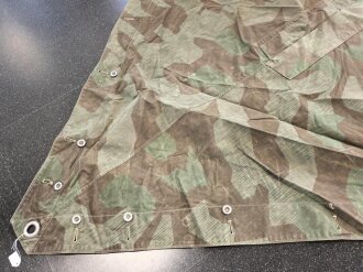 Zeltbahn 31 Wehrmacht. Getragenes Stück mit Farbflecken