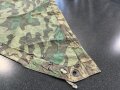 Zeltbahn 31 Wehrmacht. Leicht getragenes Stück mit Reichsbetriebsnummer , Kontrastreiches Stück , datiert 1944