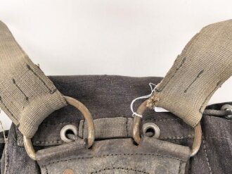 Luftwaffe. Rucksack in Tropenausführung, datiert 1941. Ungereinigtes Stück in gutem Gesamtzustand.