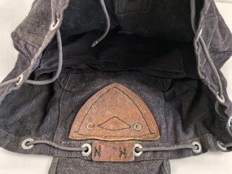 Luftwaffe. Rucksack in Tropenausführung, datiert 1941. Ungereinigtes Stück in gutem Gesamtzustand.