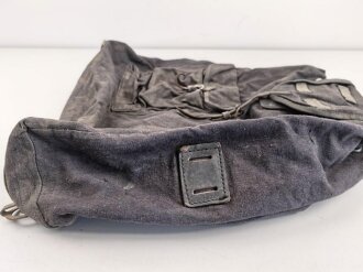 Luftwaffe. Rucksack in Tropenausführung, datiert 1941. Ungereinigtes Stück in gutem Gesamtzustand.