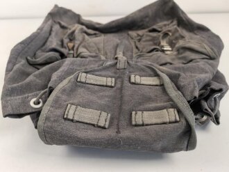 Luftwaffe. Rucksack in Tropenausführung, datiert 1941. Ungereinigtes Stück in gutem Gesamtzustand.
