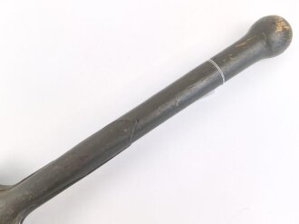 Gerader Spaten Wehrmacht, überlackiertes Stück, datiert 1937