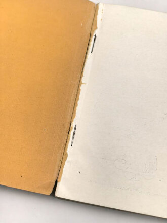 "Der Dienstunterricht für den Kanonier und Fahrer der Feldartillerie" datiert 1908, 162 Seiten, DIN A5