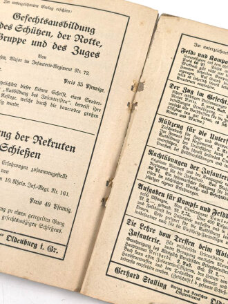 "Der Feldgraue - Leitfaden für den Dienstunterricht des Infanteristen" datiert 1916, 234 Seiten, DIN A5
