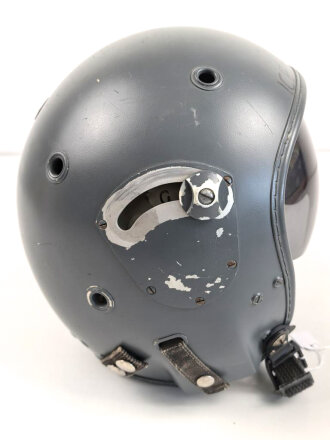 Bundeswehr , Luftwaffe Pilotenhelm Modell " Gueneau " 1990iger Jahre, gebraucht. Das " klare" Visier defekt