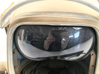 Russland, Pilotenhelm GSH-6A aus der Zeit des kalten Krieg. Gebraucht, guter Gesamtzustand, so von MiG  Piloten für große Höhen getragen
