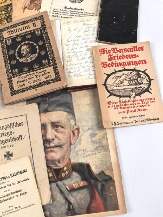 Kaiserreich und 1. Weltkrieg, Konvolut Hefte, Bücher und Papiere. Nicht auf Vollständigkeit oder Zustand geprüft