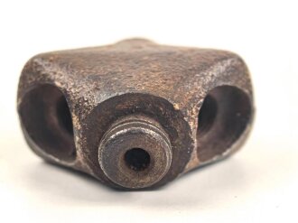 Adapter für die Zünder zur S-Mine 35 der Wehrmacht. Originallack , leer