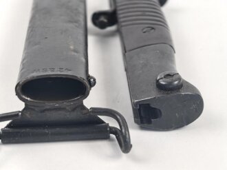 Norwegen, Seitengewehr Modell 84/98 der Wehrmacht aptiert für Modell 1957 Selbstladegewehr mit Tragehaken für ein U.S. Lochkoppel