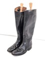 Paar Reitstiefel für Offiziere der Wehrmacht. Leicht getragenes Paar in gutem Gesamtzustand, Sohlenlänge 27cm, mit Stiefelspannern