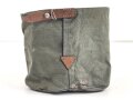 Tasche für ein Kochgeschirr der Wehrmacht. Datiert 1938. Nicht aus einem Tornister herausgetrennt, sondern exakt so verausgabt.