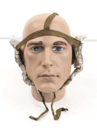 Luftwaffe Kälteschutz, habe ich so noch nie gesehen.