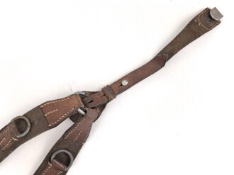 Koppeltragegestell für Angehörige des Heeres. Frühes, ungeschwärztes Stück, datiert 1940