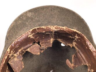 1.Weltkrieg, Korpus für eine Pickelhaube für Mannschaften aus Filz, Klebstoffreste innen