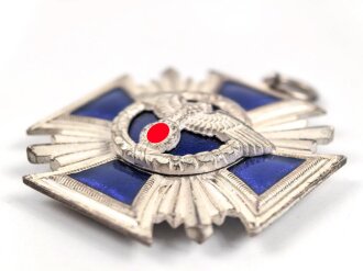 NSDAP Dienstauszeichnung in silber. Massive, dreiteilige Ausführung in sehr gutem Zustand, Band beiliegend