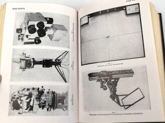 "Nauticus 1941 - Jahrbuch für Deutschlands Seeinteressen" datiert 1941, 493 Seiten, unter DIN A5