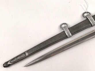 Dolch für Offiziere der Luftwaffe. Saubere Klinge von Hörster Solingen. Zusammengehörig, guter Gesamtzustand