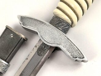 Dolch für Offiziere der Luftwaffe. Saubere Klinge von Hörster Solingen. Zusammengehörig, guter Gesamtzustand