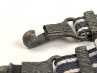 Gehänge zum Dolch für Offiziere der Luftwaffe. Ein Schnapper defekt