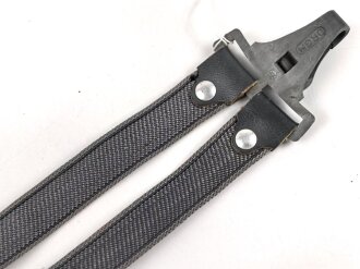 Gehänge zum Dolch für Offiziere der Luftwaffe. Ein Schnapper defekt